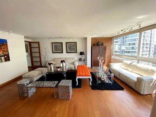 SE VENDE-LINDO DEPTO DUPLEX-EXCELENTE SECTOR DE LAS CONDES