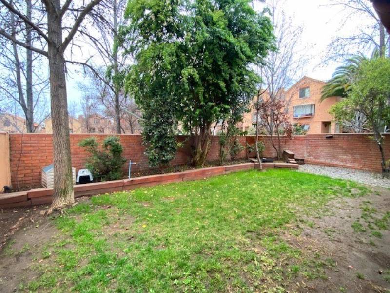 EN CONDOMINIO-SE VENDE LINADA CASA SECTOR SAN CARLOS DE APOQ
