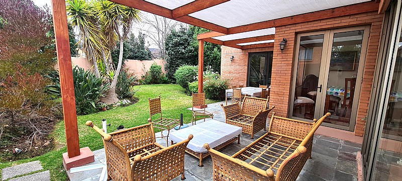 EN CONDOMINIO-SE VENDE LINDA CASA SECTOR SAN CARLOS DE APOQ