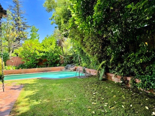 EN CONDOMINIO-SE VENDE LINDA CASA SECTOR SAN CARLOS DE APOQ.