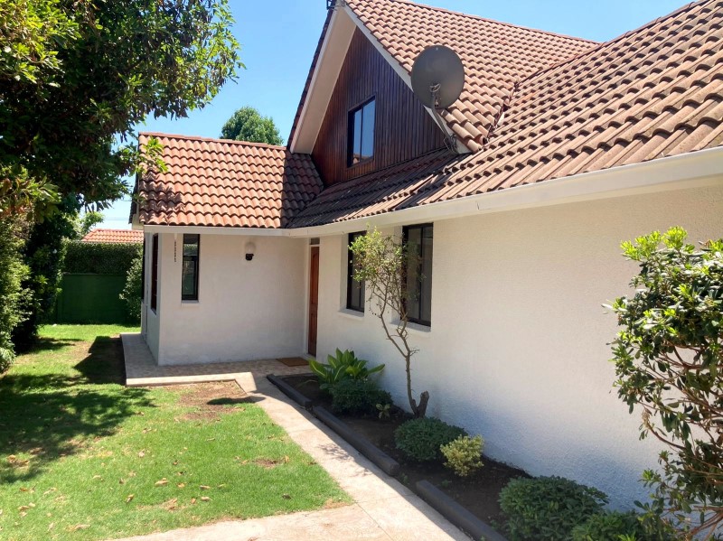 SE ARRIENDA CASA EN CONDOMINIO-SECTOR PEALOLEN...      