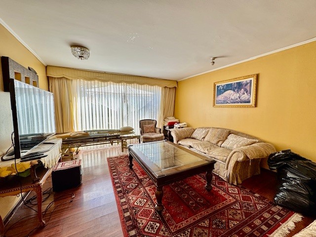 EN CONDOMINIO-SE VENDE CASA EN SAN CARLOS DE APOQUINDO