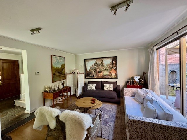 SE VENDE LINDA CASA-SECTOR SAN CARLOS DE APOQUINDO...&nbsp; &nbsp; &nbsp; &nbsp; &nbsp; &nbsp; &nbsp; &nbsp; &nbsp; &nbsp; 