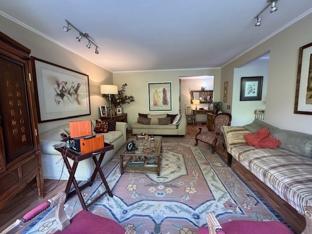 SE VENDE-LINDA CASA EN SECTOR SAN CARLOS DE APOQUINDO