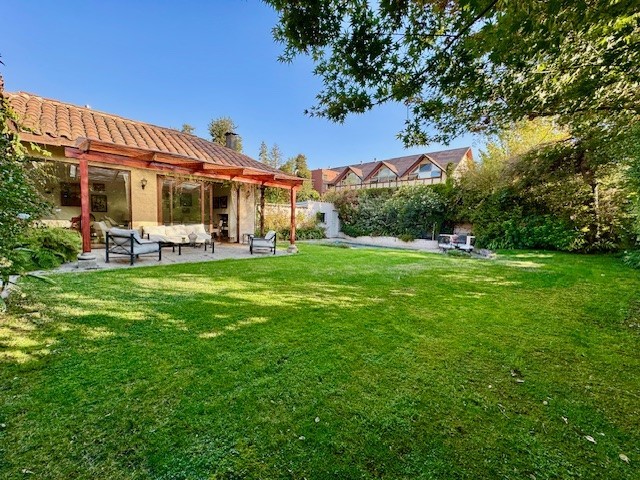 SE VENDE LINDA CASA-SECTOR CAMINO SAN ANTONIO-CAM. LA POSADA