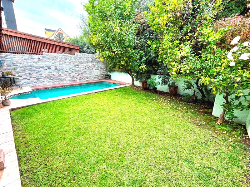 EN CONDOMINIO-SE VENDE LINDA CASA EN SAN CARLOS DE APOQ.