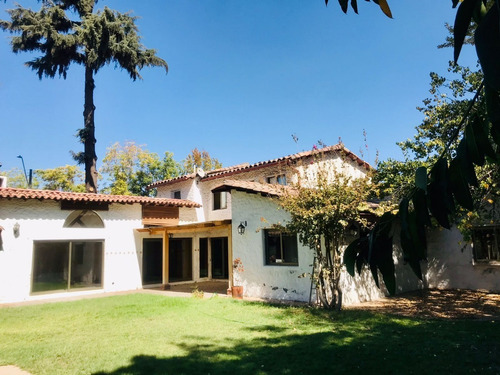 CASA PARA REMODELAR AMPLIO TERRENO, EXCELENTE UBICACIN!!!